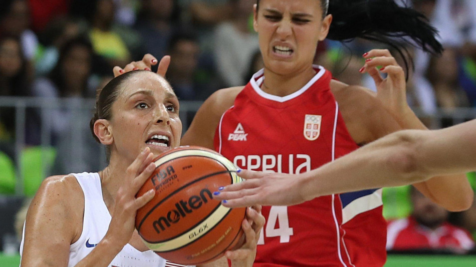 Parigi: Basket; Usa donne, 'noi tutte per Kamala Harris'