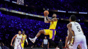 Lakers, Pacers set up NBA Cup final showdown