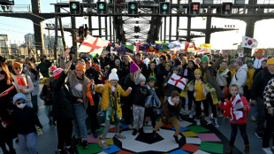 Milhares de torcedores fazem em Sydney contagem regressiva para Copa do Mundo Feminina