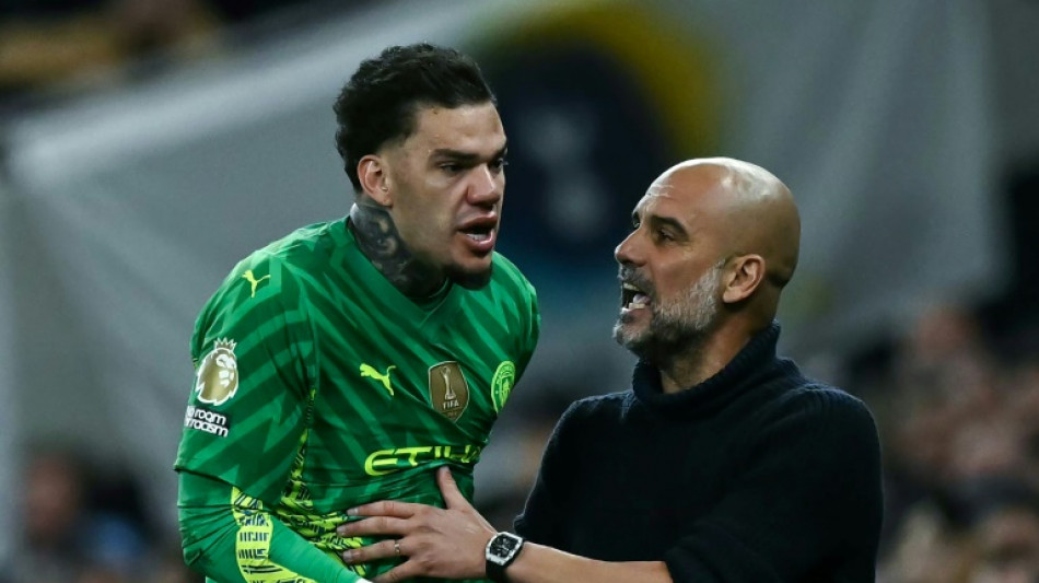 Ederson está fora da última rodada do Inglês e da Copa da Inglaterra