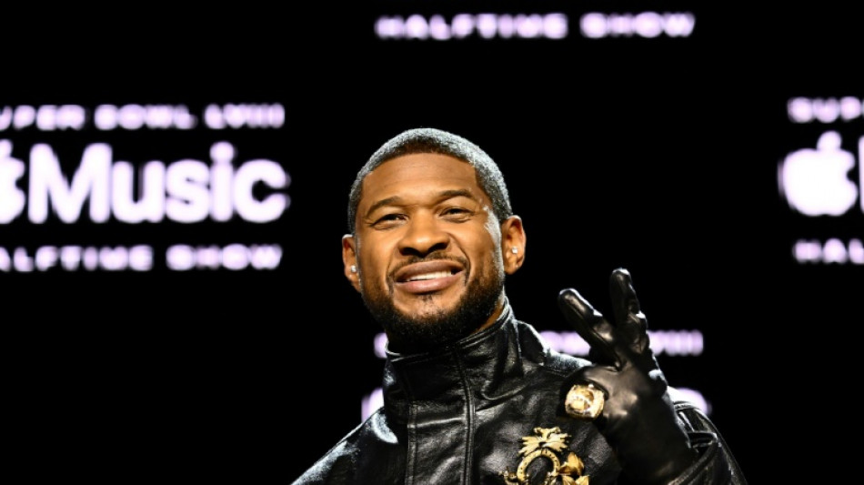 Usher teases guest stars for Super Bowl halftime show