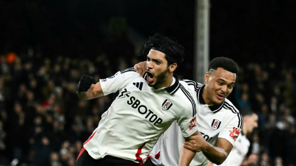 Jimenez scores two penalties as Fulham fight back to draw against Ipswich