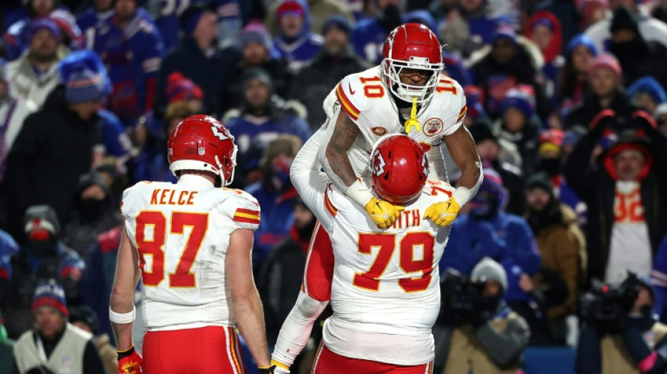 Delight for Mahomes, anguish for Allen as Chiefs foil Bills again