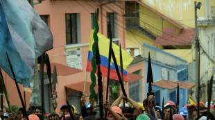 Equateur: le président Lasso suspend le dialogue avec les indigènes, échappe à la destitution