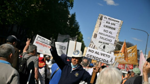 Milei recibió al "Lobo de Wall Street" en una jornada de protestas masivas en Argentina