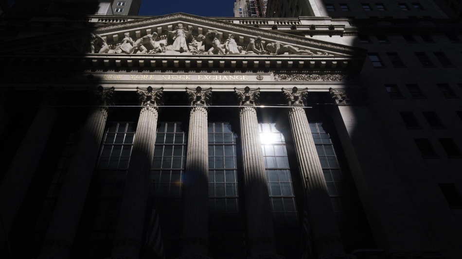 Wall Street apre debole, Dj +0,10%, Nasdaq -0,01%