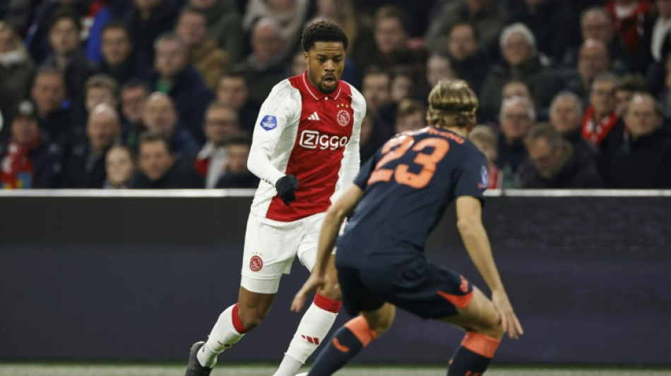 Ajax loan English forward Chuba Akpom to Lille