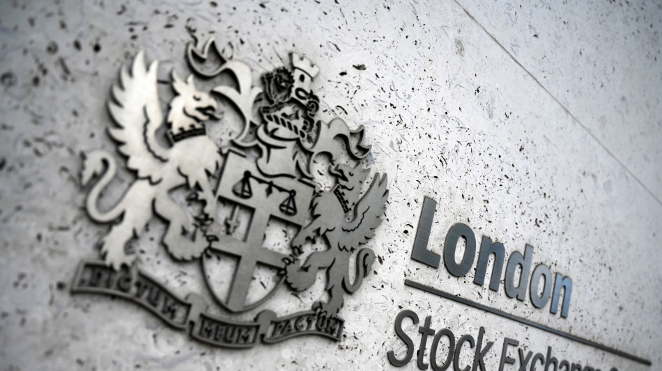 Borsa: l'Europa conclude incerta, Londra +0,3%