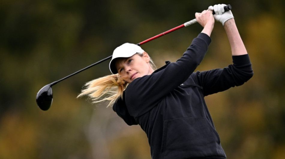 Late surge lifts LeBlanc to LPGA lead