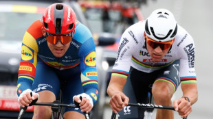 Pedersen defeats Van der Poel in Flanders cobbled classic