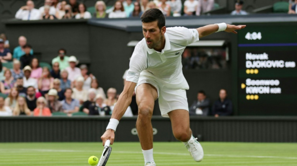 Djokovic pasa a segunda ronda de Wimbledon con más dificultad de lo previsto