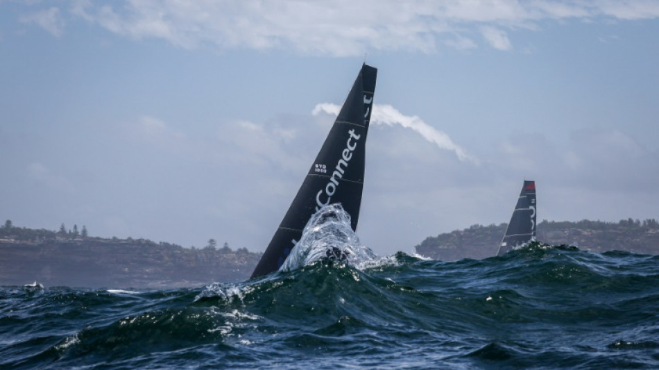 LawConnect swoops late to win Sydney-Hobart thriller