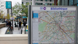 Paris: la police tire sur une femme qui tenait des propos menaçants dans le RER