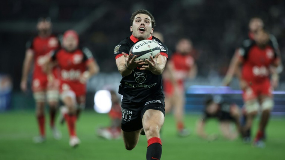 French star Dupont taking part in rugby sevens Olympics training