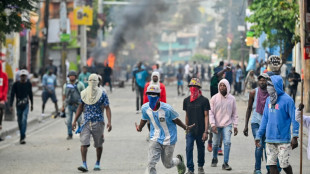 Manifestações em massa exigem saída do premiê no Haiti