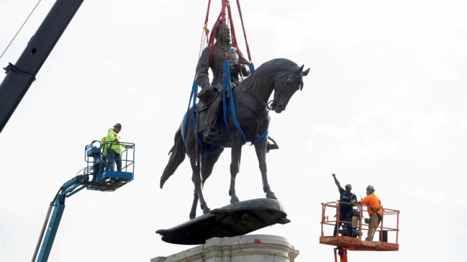 Amenazas de muerte en EEUU para quienes remueven las estatuas de confederados