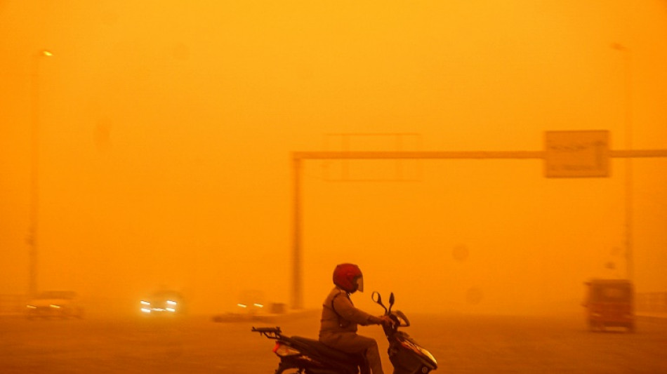 Nouvelle tempête de sable en Irak: aéroports, écoles et administrations fermés