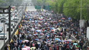 Manifestação de professores gera caos no aeroporto da Cidade do México