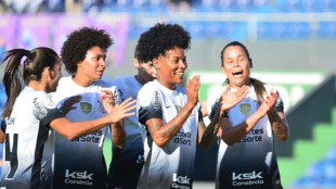 Corinthians vence Santa Fé (2-0) e é pentacampeão da Libertadores feminina