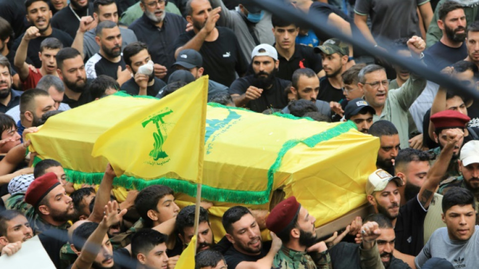 Entre ira y lealtad, Hezbolá rinde homenaje al jefe de su unidad de élite