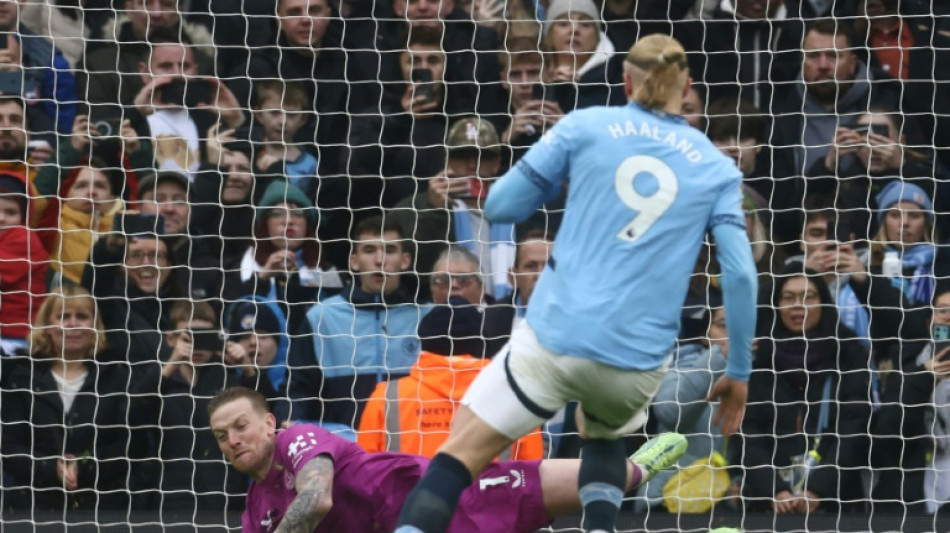 Haaland perde pênalti e Manchester City empata em casa com o Everton