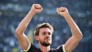 Last-gasp Rugani saves Juve, Napoli held at death by Cagliari