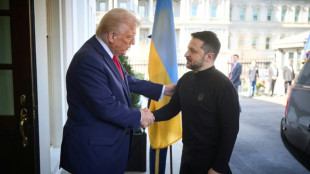 Selenskyj und Trump schlagen nach Eklat versöhnlichere Töne an - neues Treffen in Arbeit