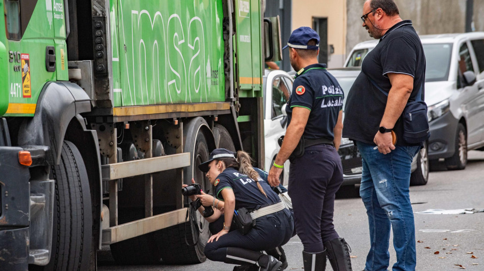 Incidente sul lavoro a Milano, morto un operaio