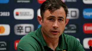 England defence coach Jones unfazed at facing native Ireland in Six Nations  