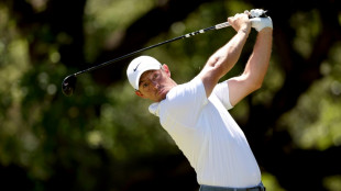 McIlroy rings changes in quest for elusive Masters win