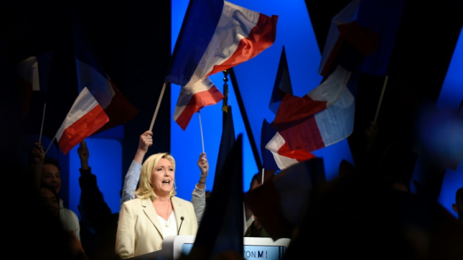 Le Pen in final push ahead of tight French election battle