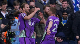 Spurs crush sorry Leeds to boost Premier League top-four hopes