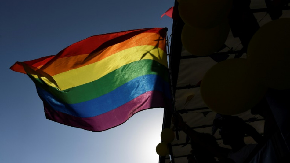 Queerfeindliche Attacke auf Alexanderplatz: Mehrere Menschen in Berlin bespuckt