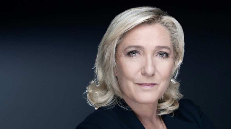 Présidentielle: Le Pen veut stopper l'immigration et augmenter le pouvoir d'achat