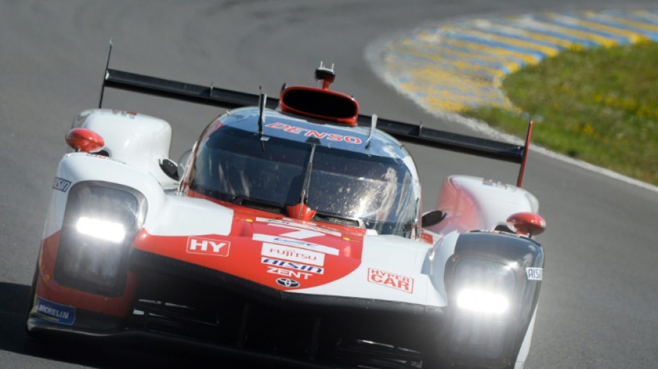 24 Heures du Mans: la Toyota N.7 toujours en tête devant la N.8