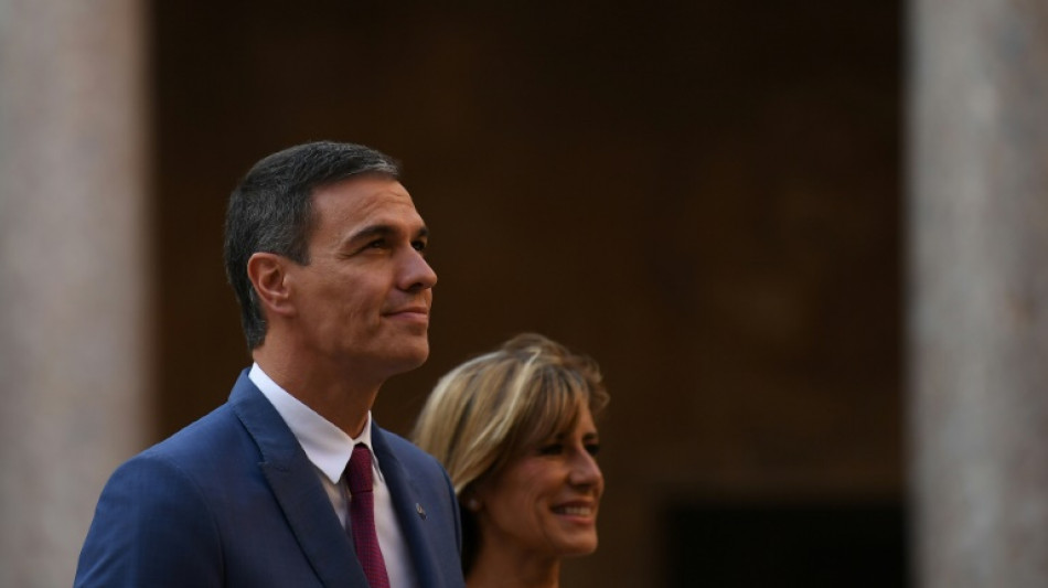 Pedro Sánchez declina testificar ante un juez español y responde con una querella