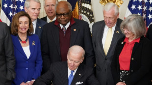 Du Capitole à la mairie, le Covid frappe les sphères politiques de Washington