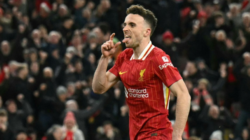 Jota rescues 10-man Liverpool in Fulham draw, Arsenal frustrated