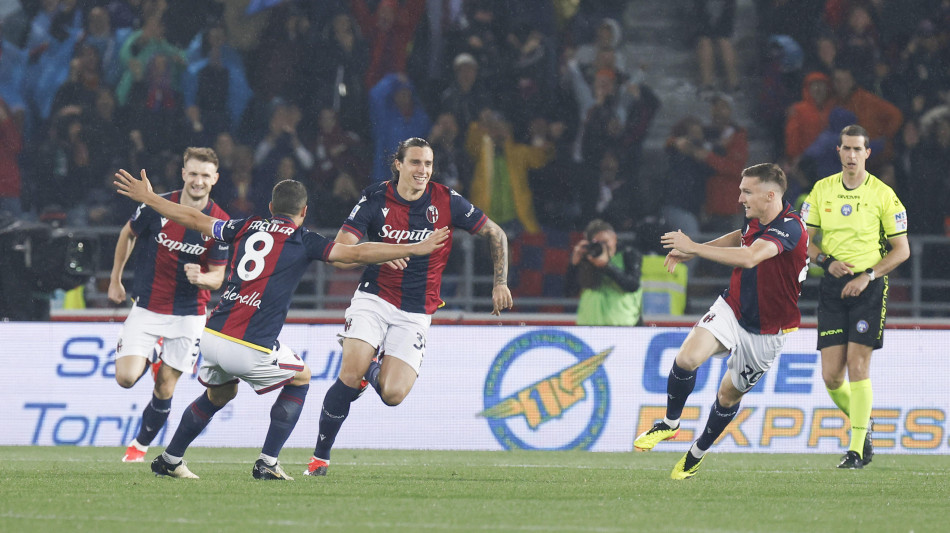 Nettuno d'oro al Bologna, poi inizia la festa per la Champions