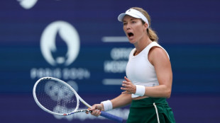 Collins beats Rybakina to win Miami Open