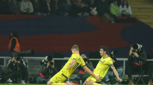 Five-goal Villarreal derail champions Barcelona in wild La Liga clash 