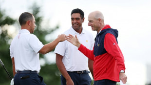 Americans sweep four-balls to grab 5-0 lead at Presidents Cup