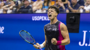 Ben Shelton vence Tiafoe e vai enfrentar Djokovic nas semis do US Open