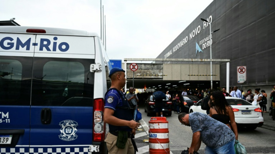 Brésil: fin de la prise d'otages dans un bus à Rio, le ravisseur arrêté