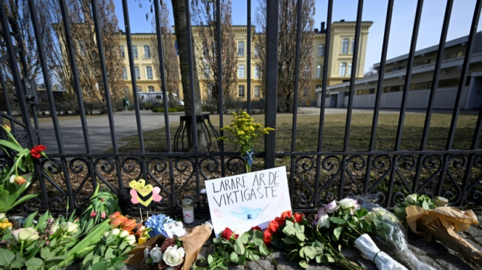 Tuerie dans un lycée en Suède: la police cherche le mobile de l'élève