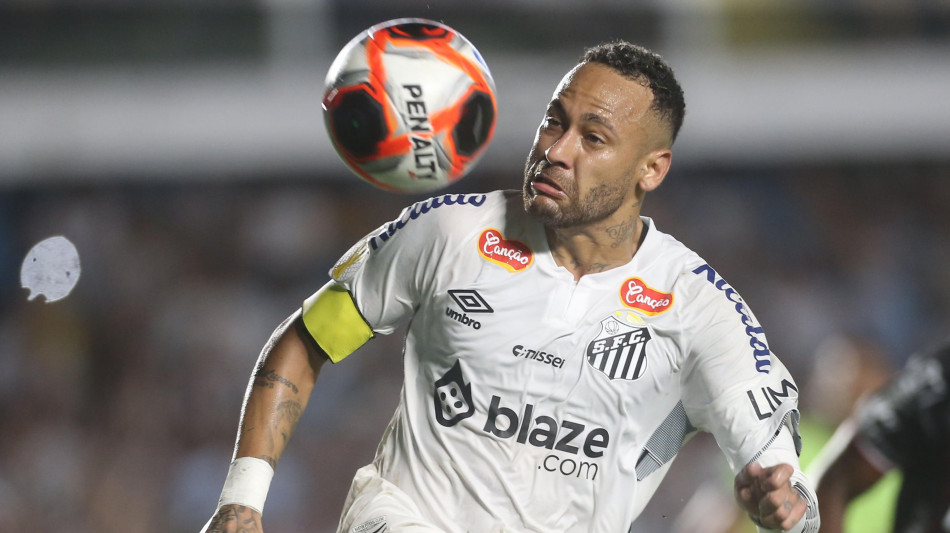 Neymar è tornato, in campo per 45' con il Santos