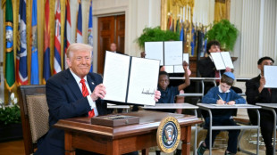 Trump firma un decreto para "eliminar" el Departamento de Educación