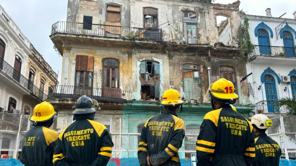 Trois morts, dont deux pompiers, dans l'effondrement d'un immeuble à La Havane