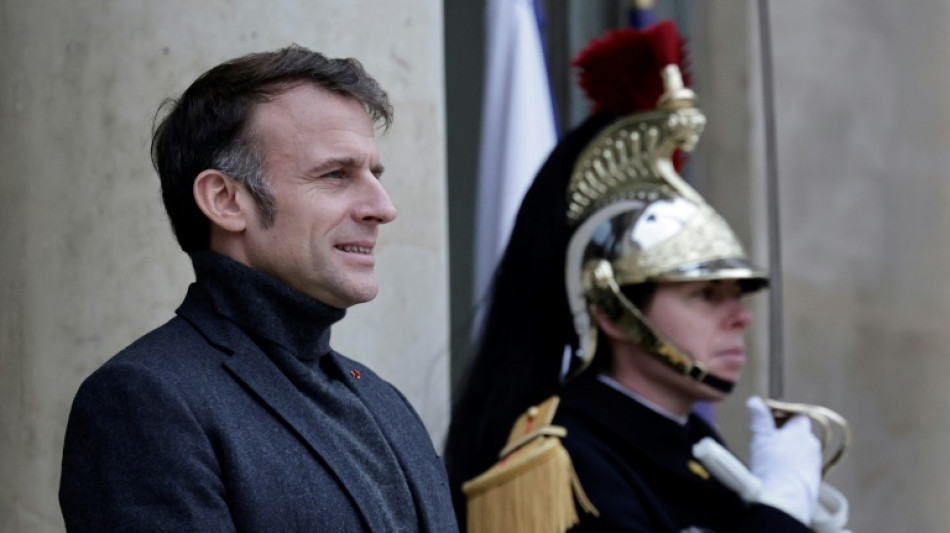 Macron reunirá el martes a partidos dispuestos a formar un "gobierno de interés general" en Francia