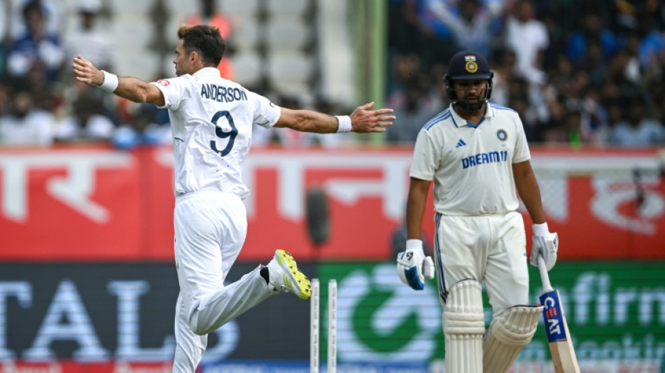 England bowl out India for 255, need 399 to win second Test